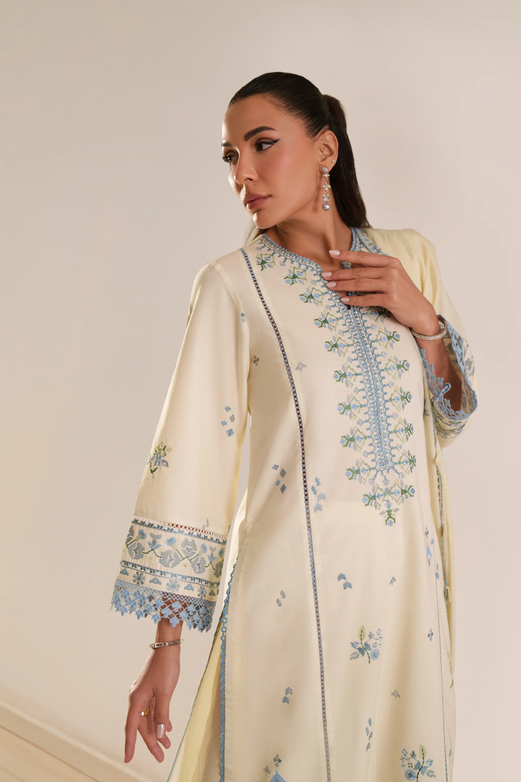 Ivory Suzani - Luxury Lawn Suit - Image 4