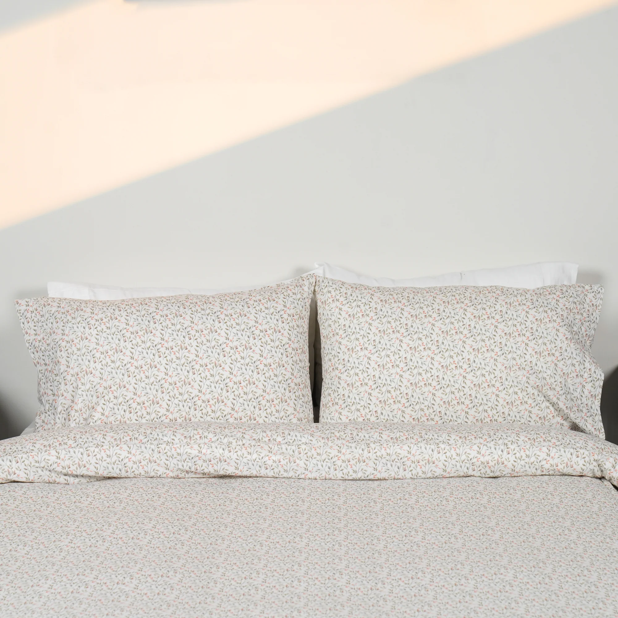 Aria Sateen Bed Sheet Set - Image 6