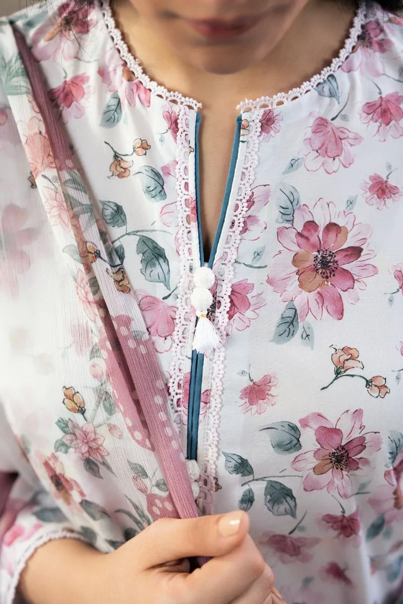 Brocade - Printed Lawn Suit - Image 6