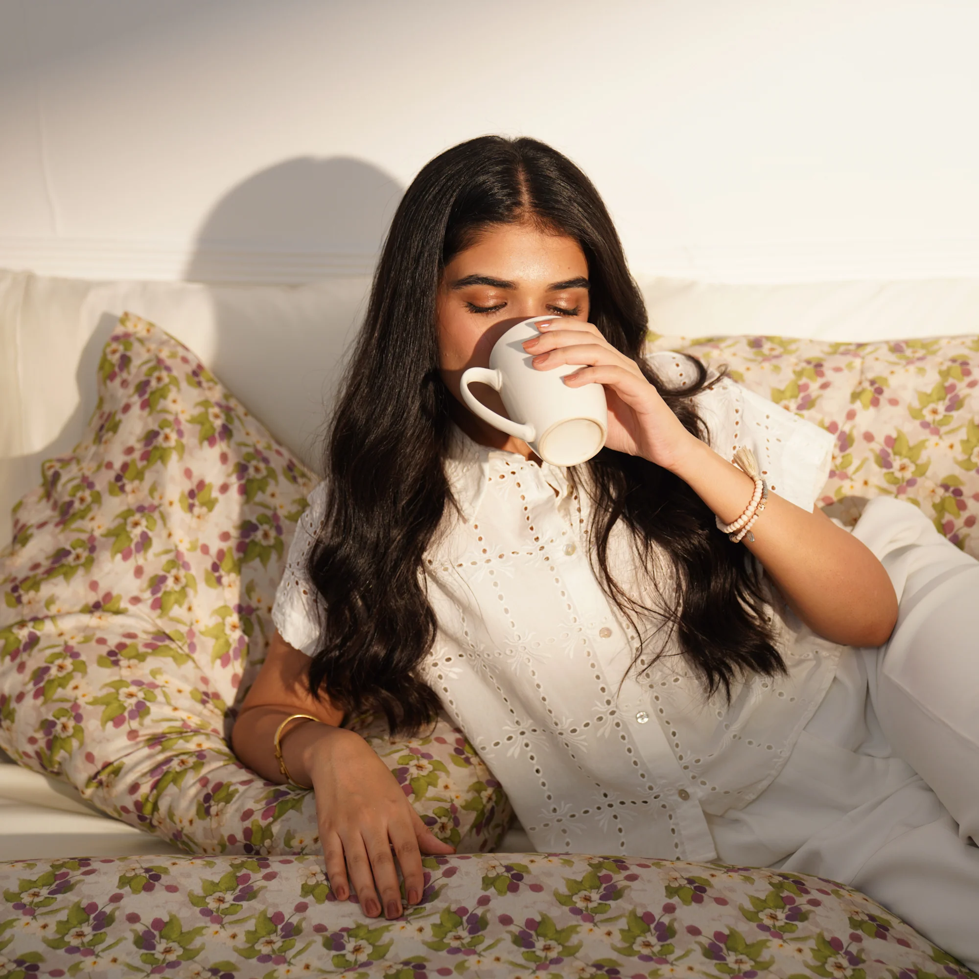 Cyra Duvet Cover Only - Luxe Edition - Image 4