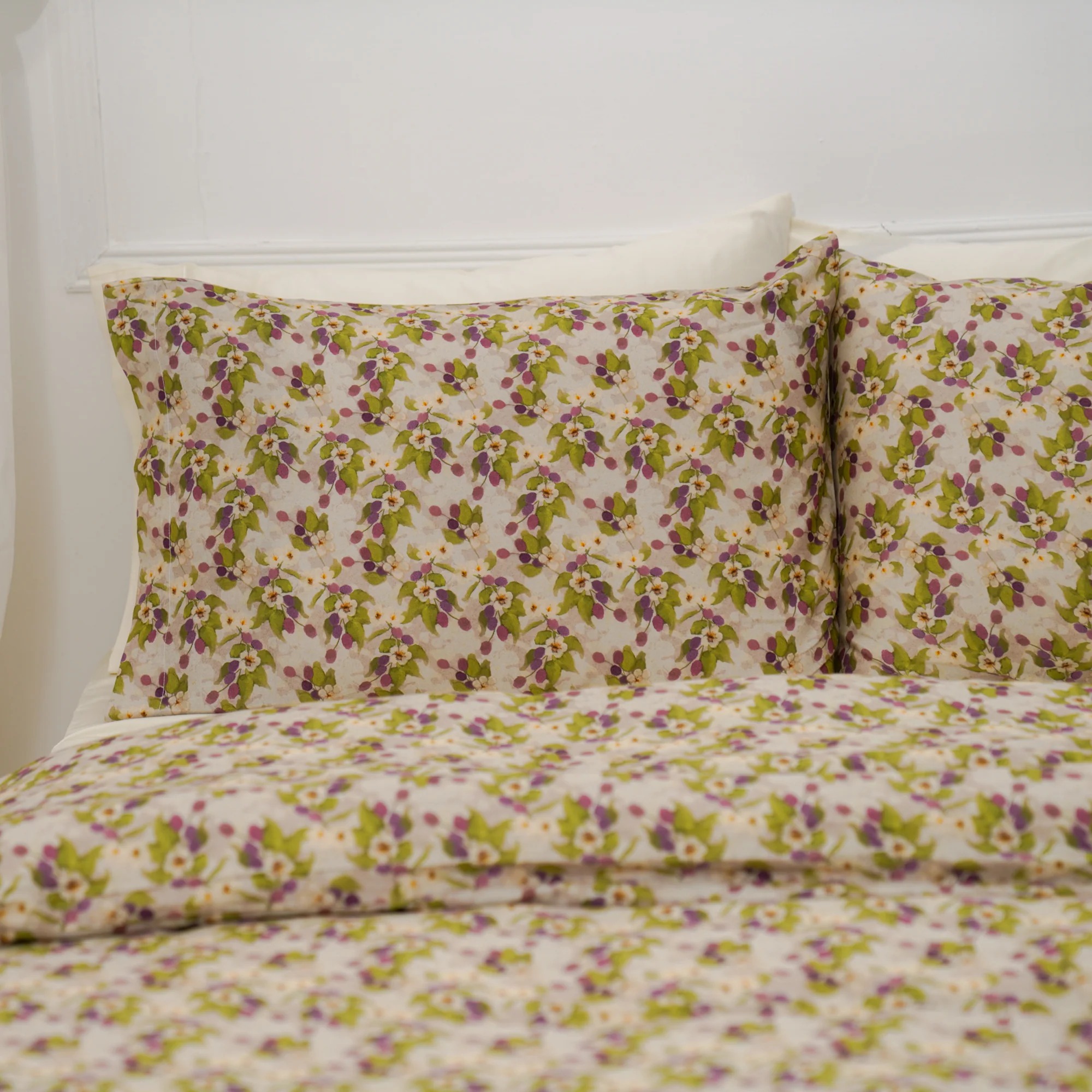 Cyra Duvet Cover Only - Luxe Edition - Image 6