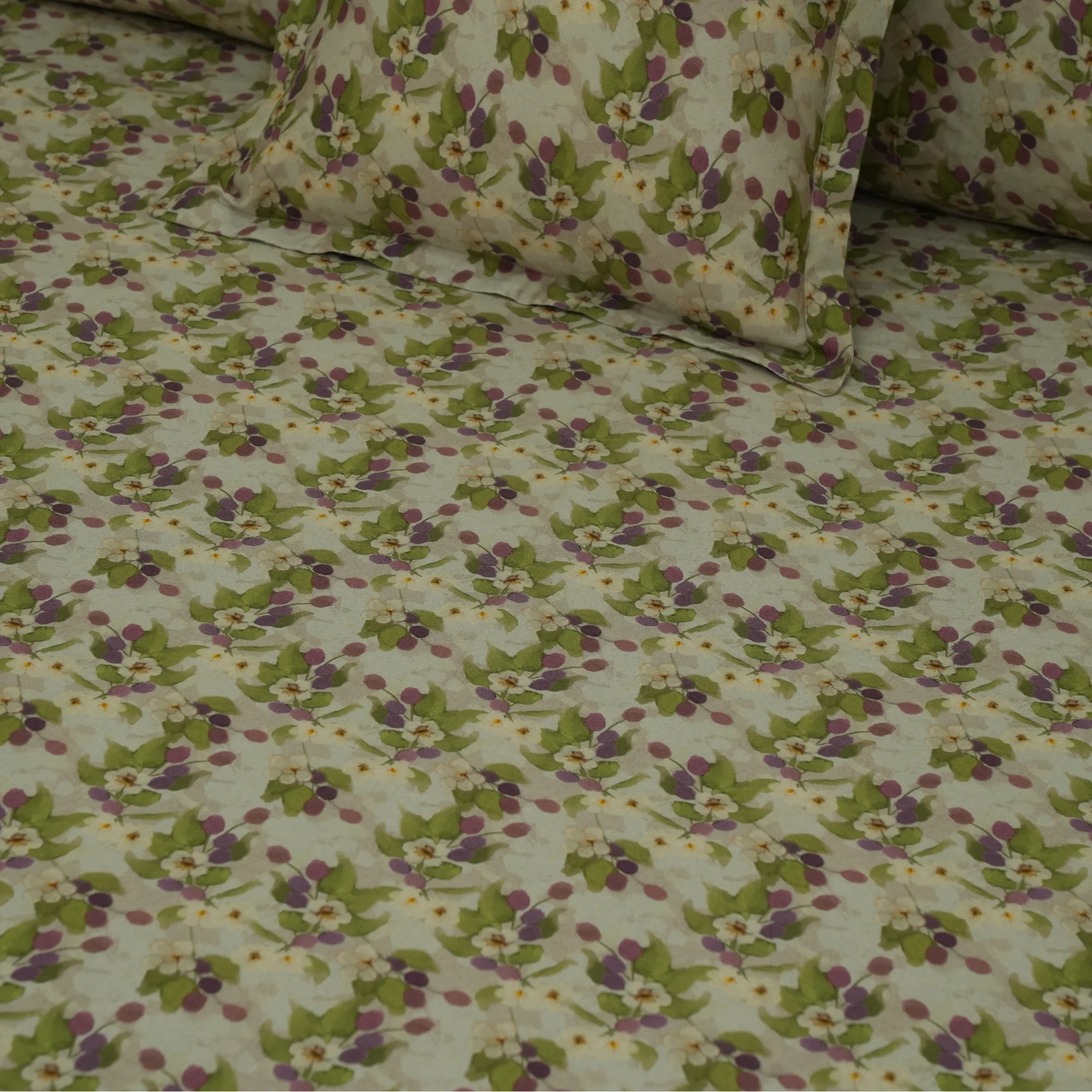 Cyra Duvet Cover Only - Luxe Edition - Image 7