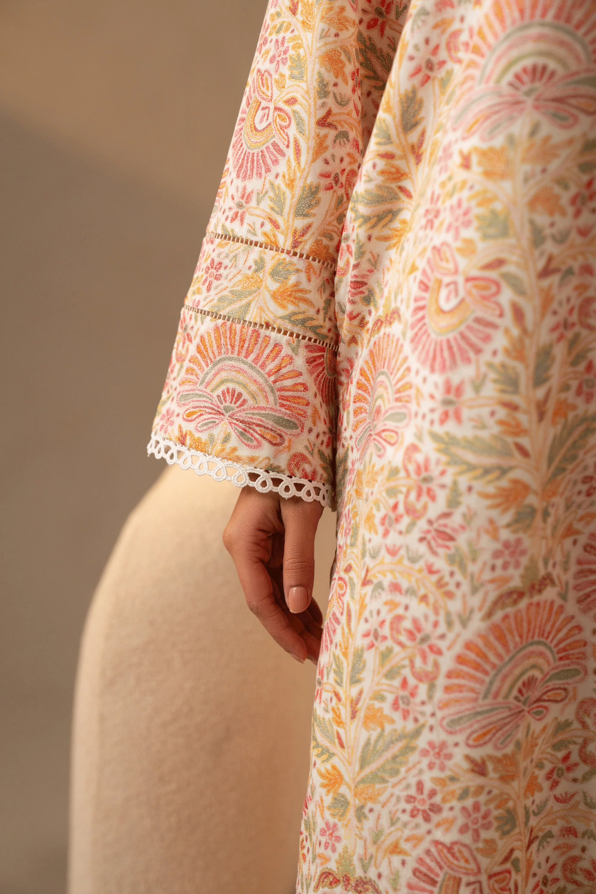 Delicateur Kurta - Image 5