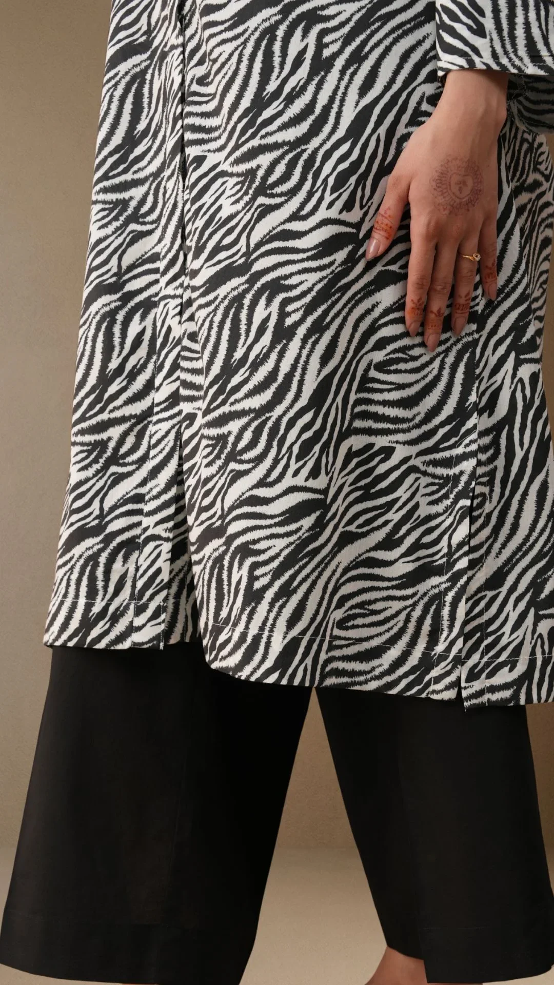 Feral Shirt - Luxe Bamboo - Image 5