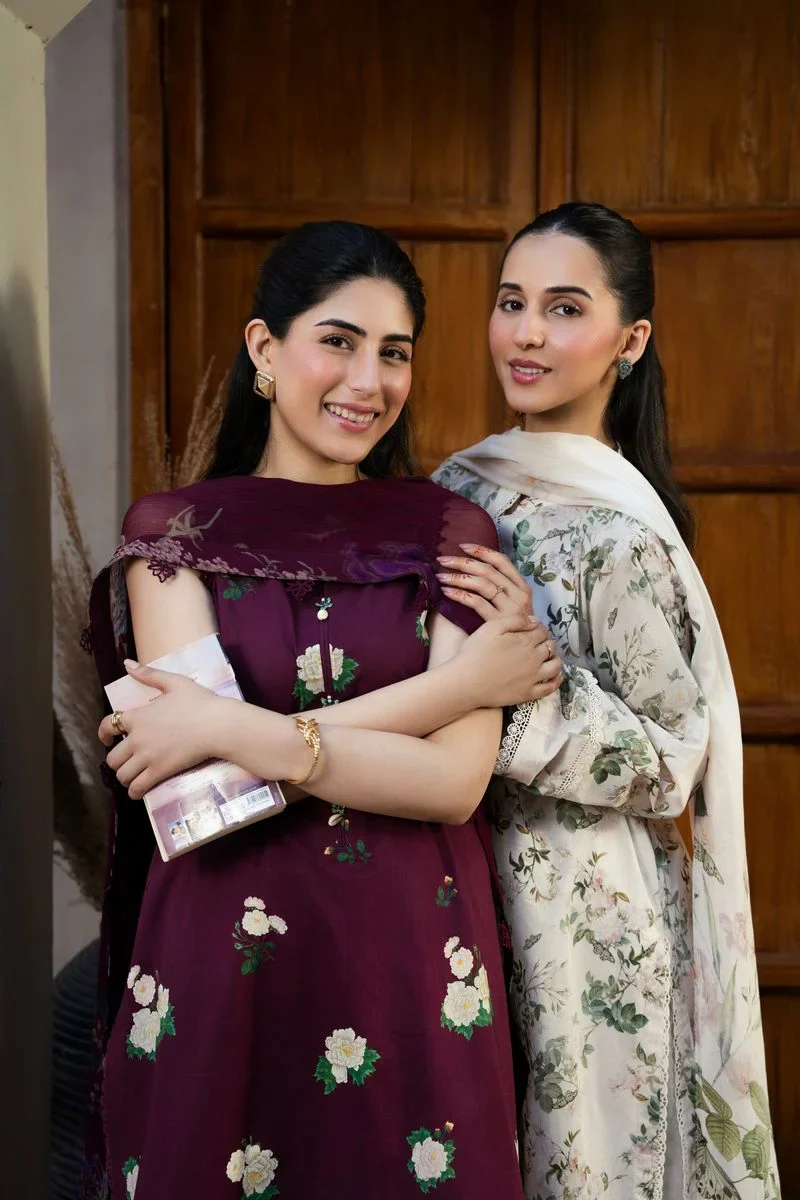 Feuille - Printed Lawn Suit - Image 7