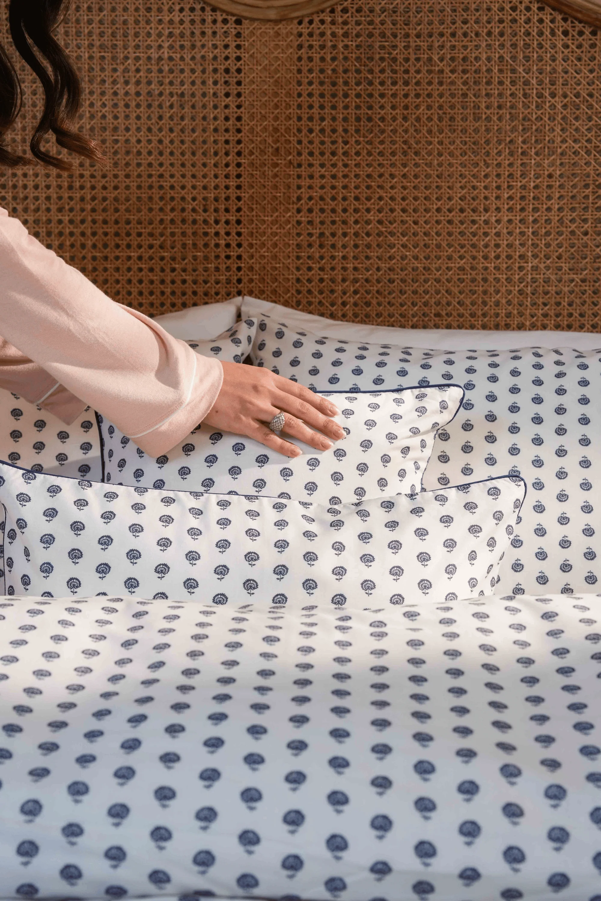 Indigo Medallion Percale Bed Sheet Set - Image 5