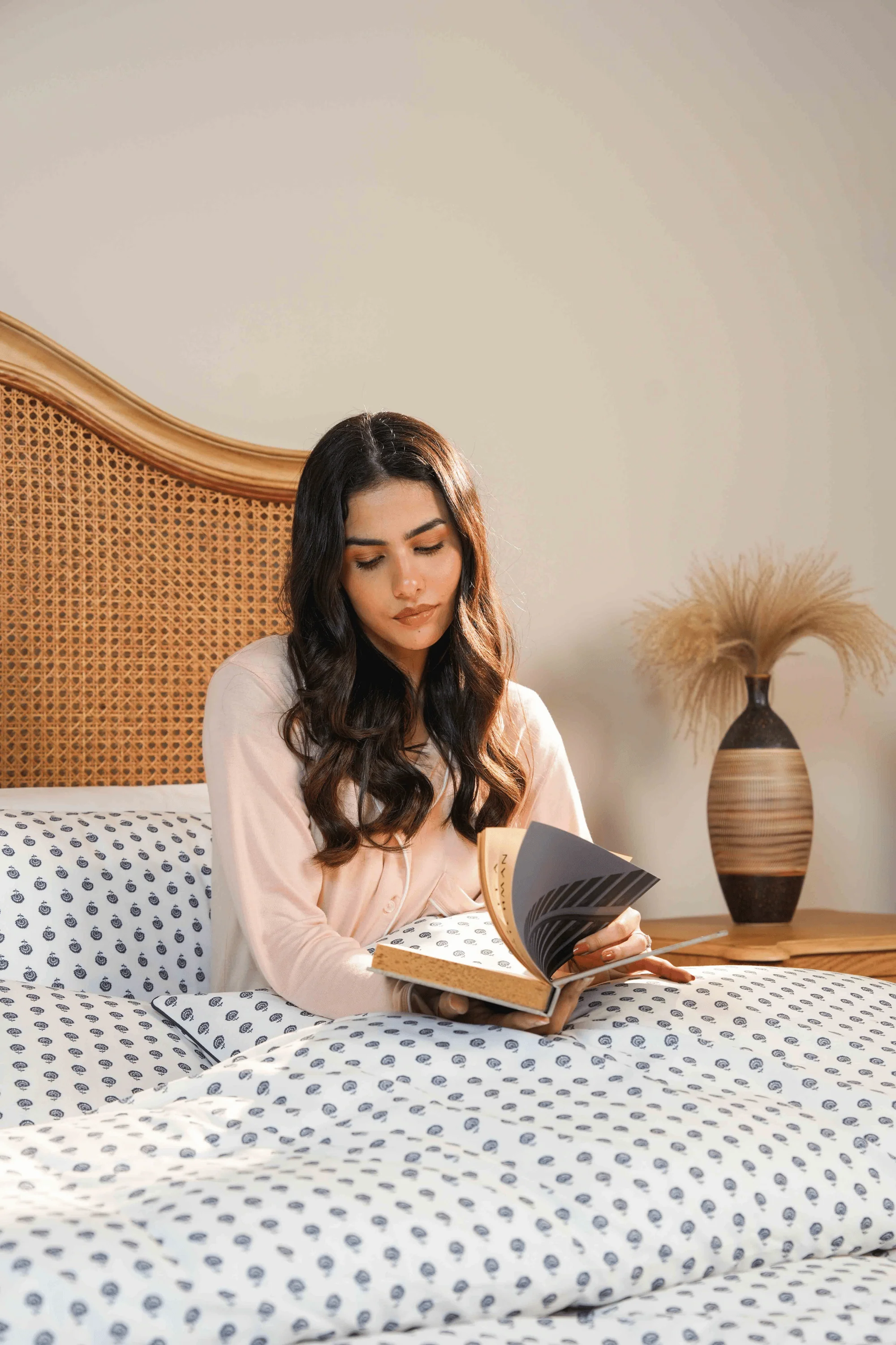 Indigo Medallion Percale Bed Sheet Set - Image 7