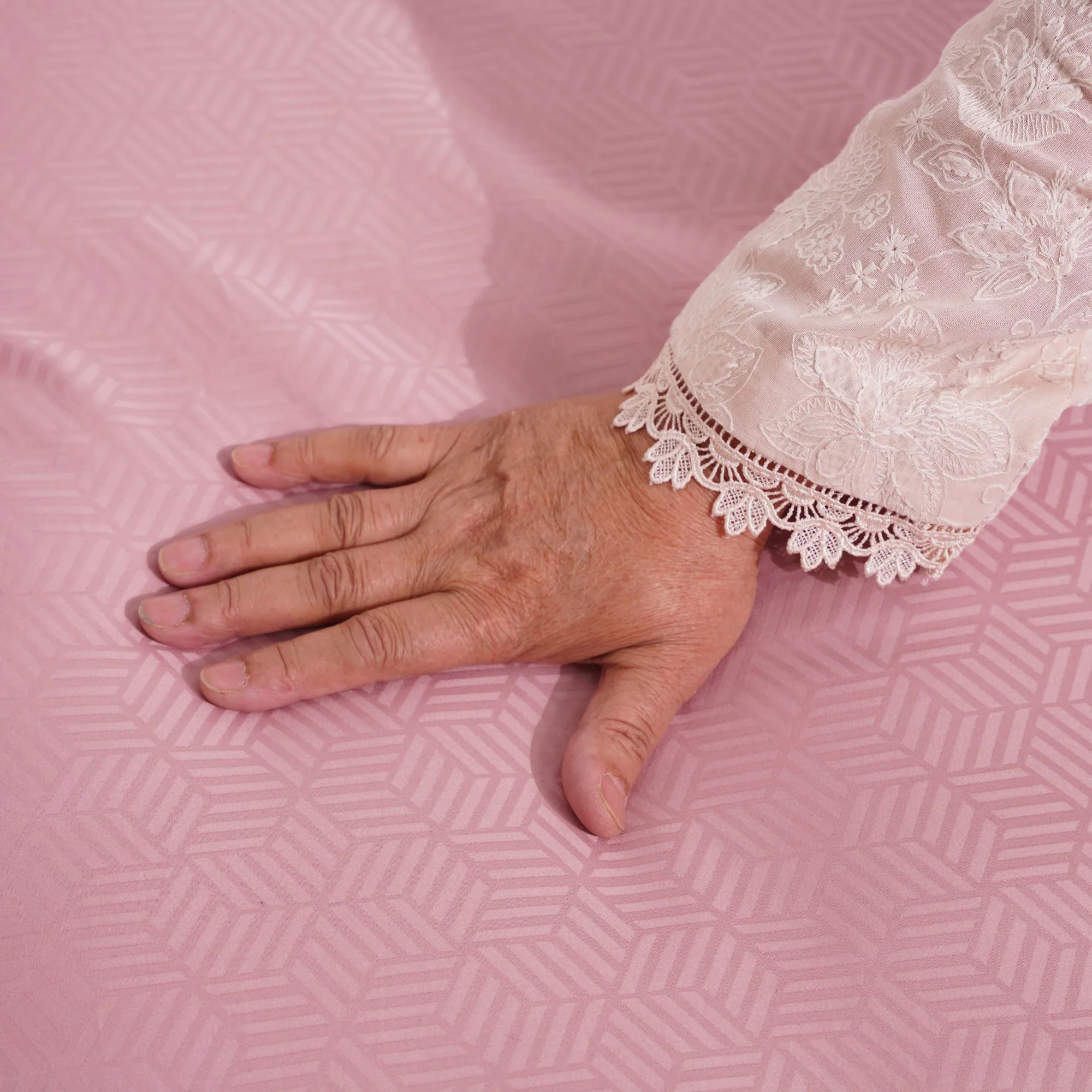 Jacquard Duvet Cover Set-Luxe Edition - Image 4