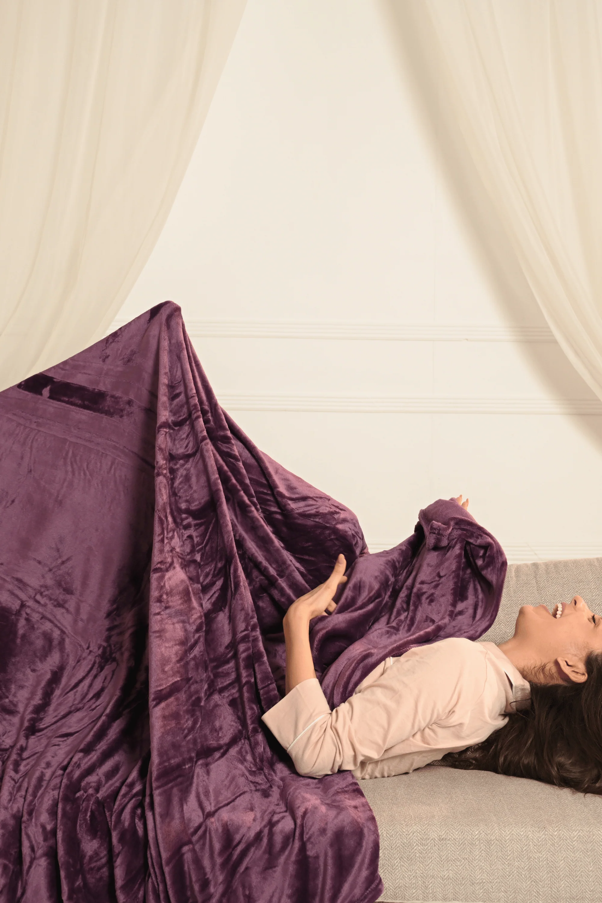 The Plush Blanket - Image 3