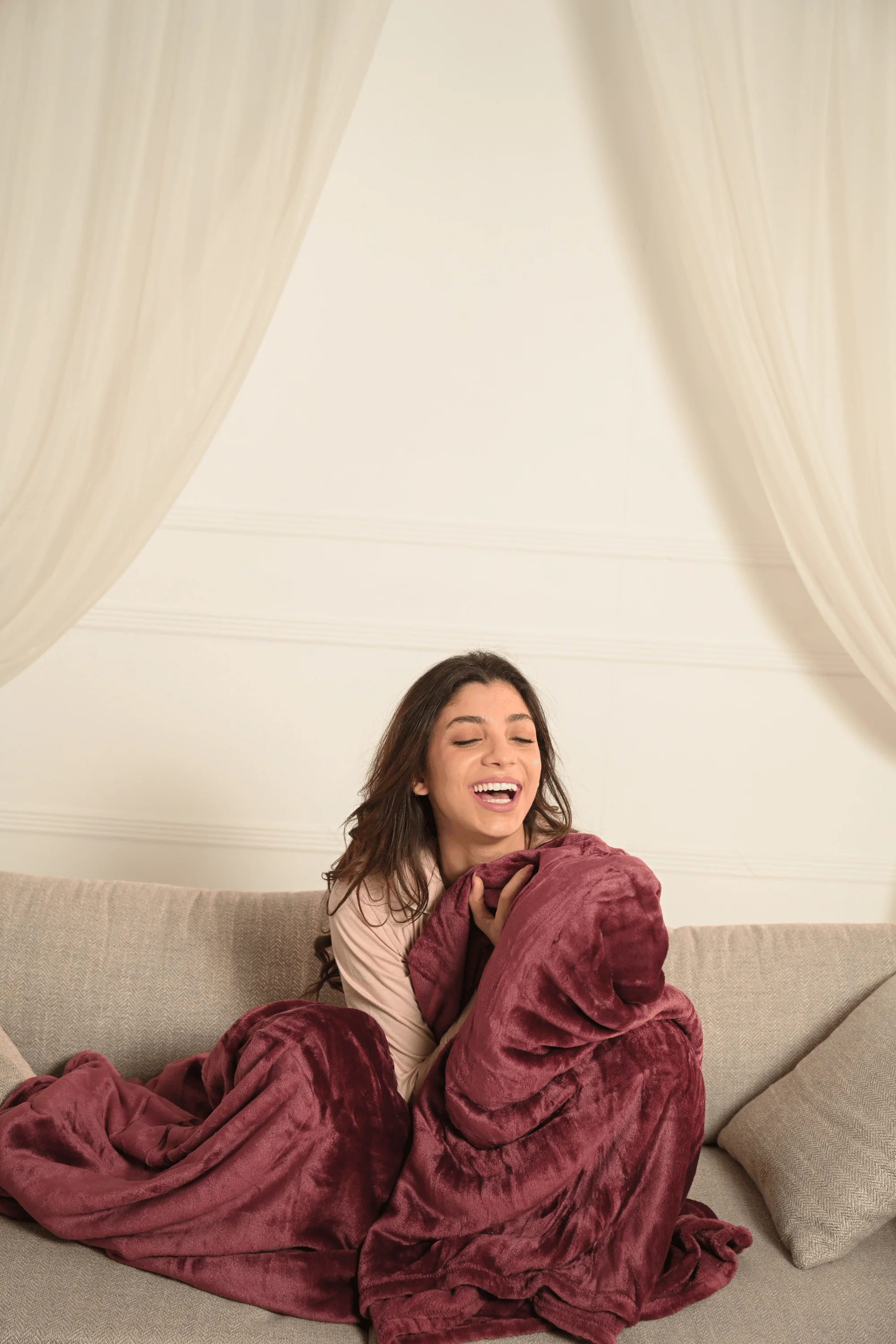 The Plush Blanket - Image 7