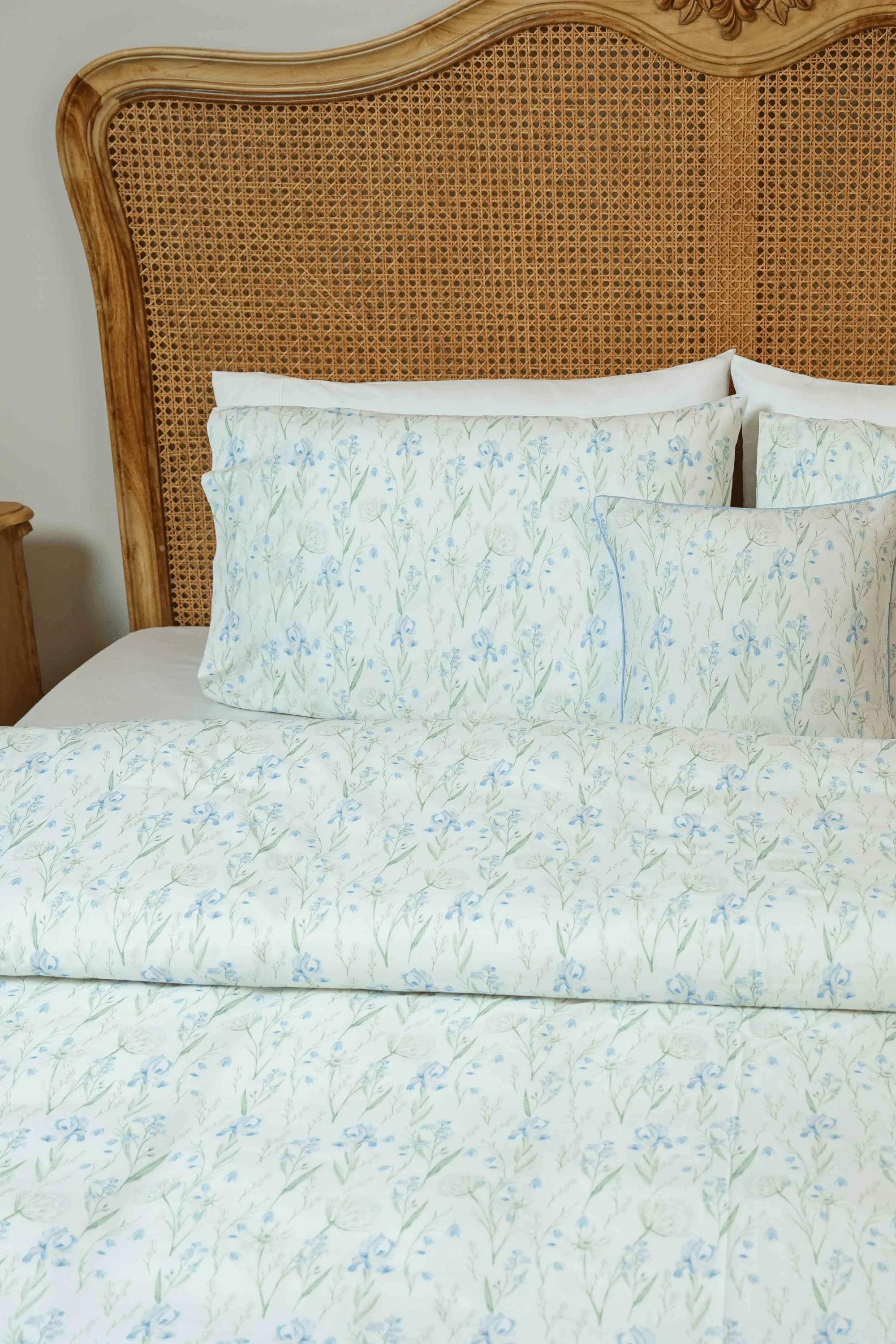 Mist Flower Percale Bed Sheet Set - Image 7