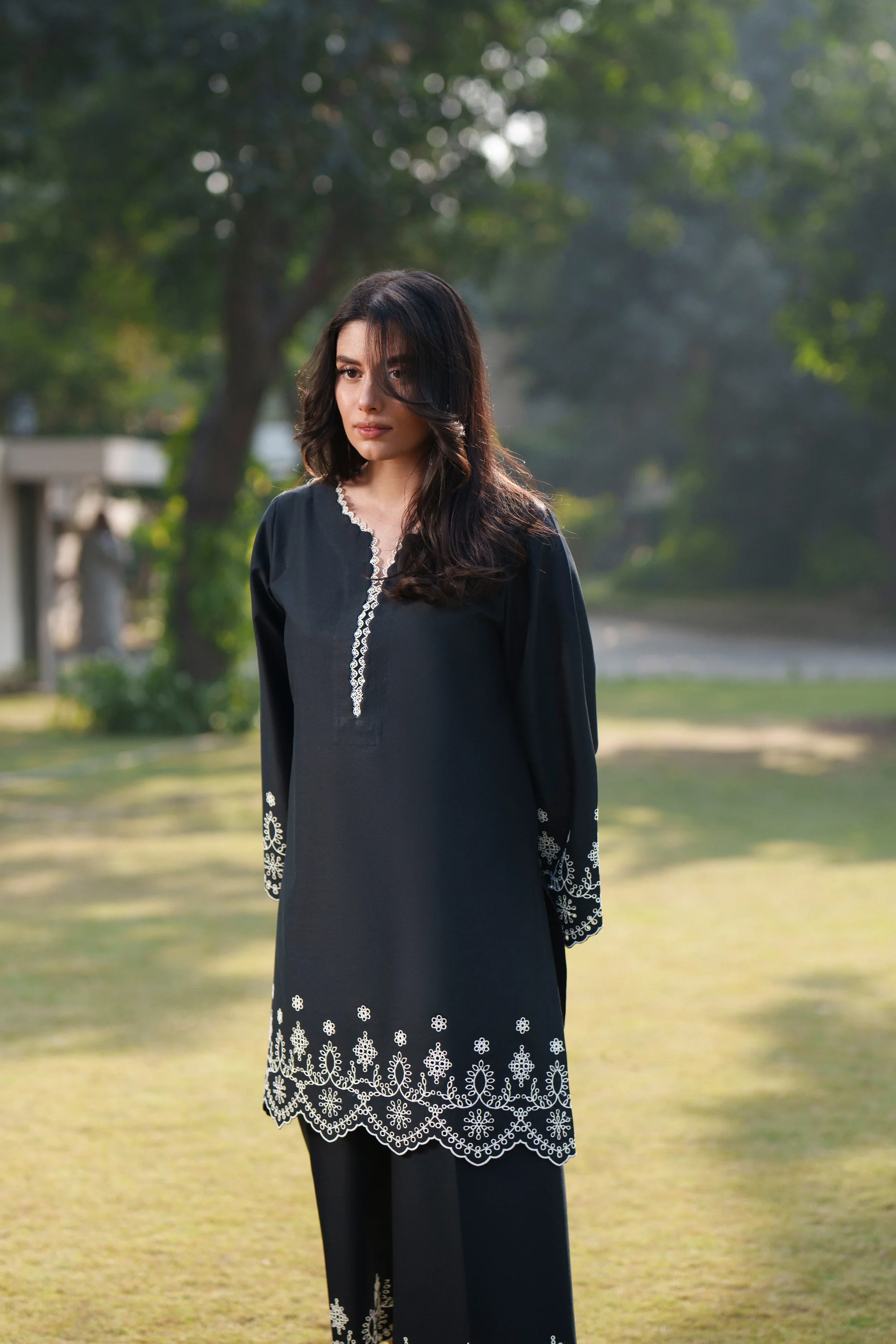 Onyx Medallion Co-ord Set - Image 6