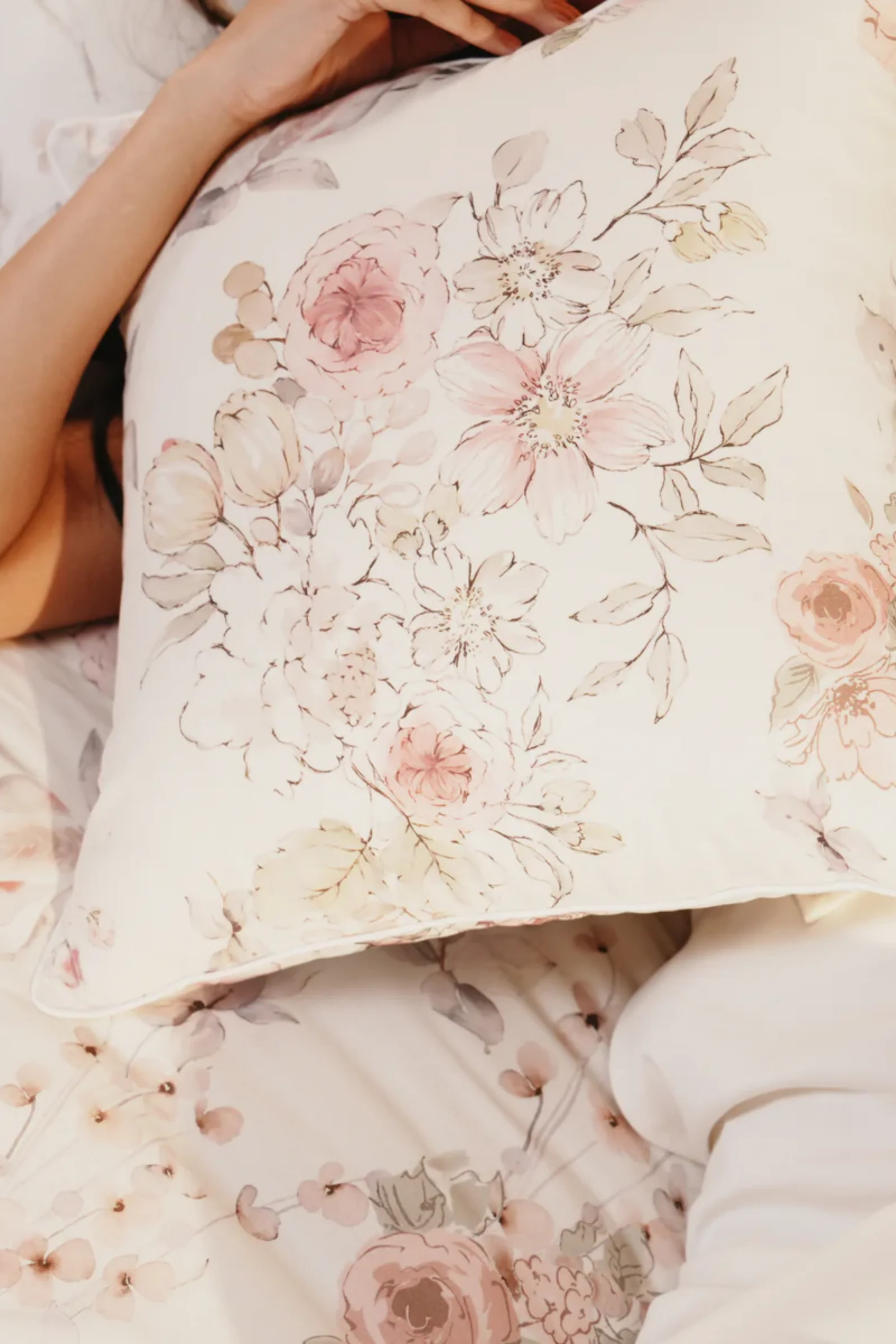 Petalis Bed Sheet Set - Image 7