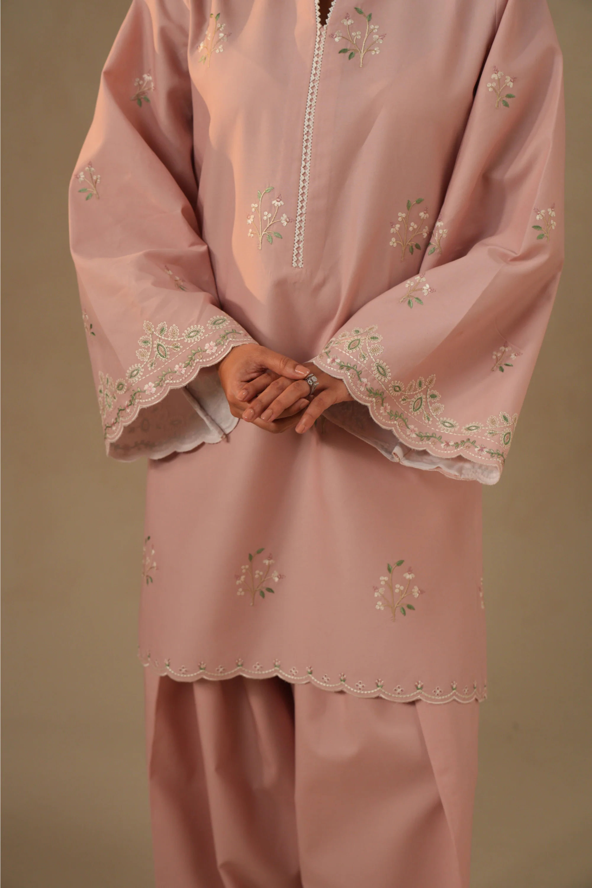 Rose Brocade Co-ord Set - Image 8
