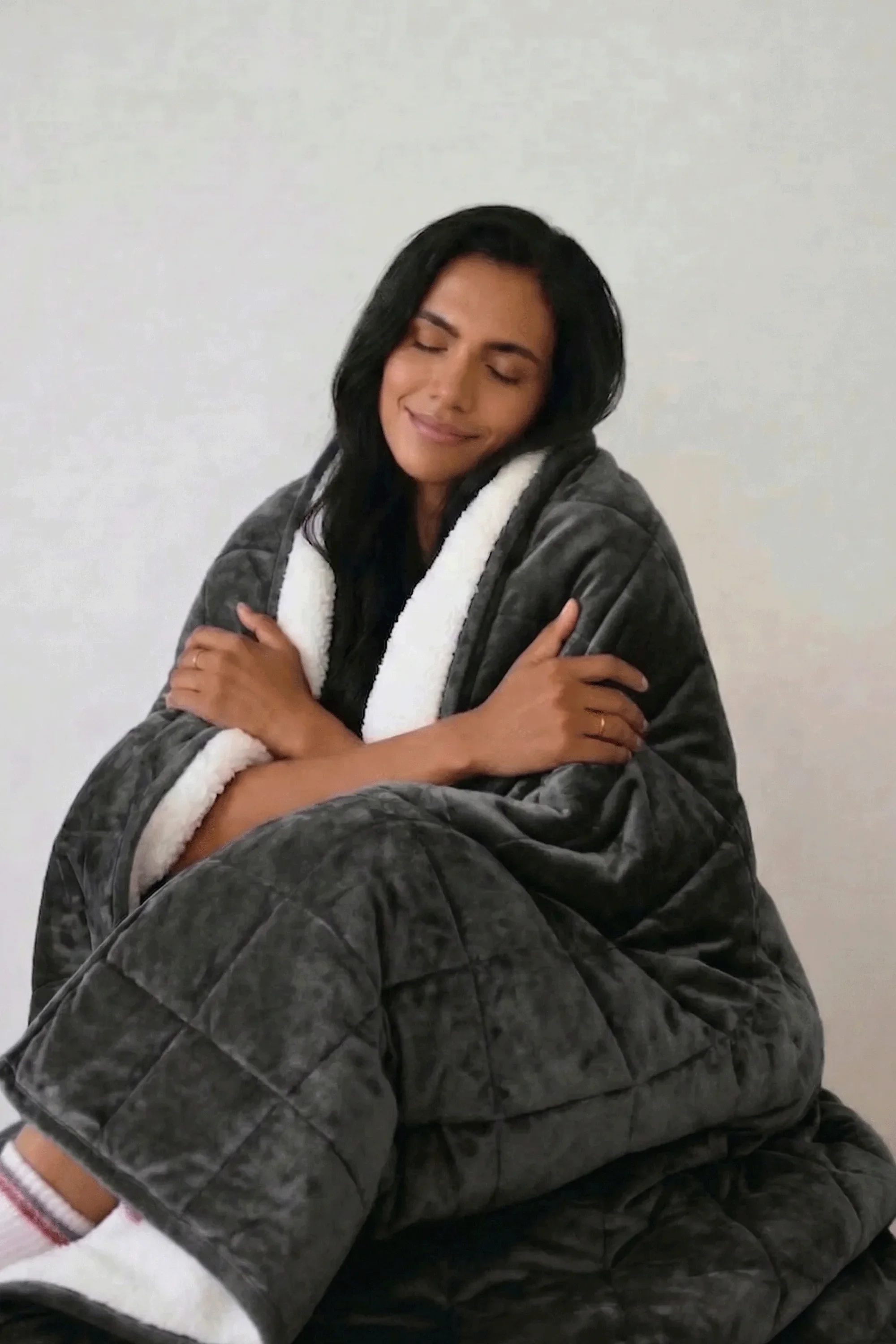 Sherpa Weighted Blankets - Image 7