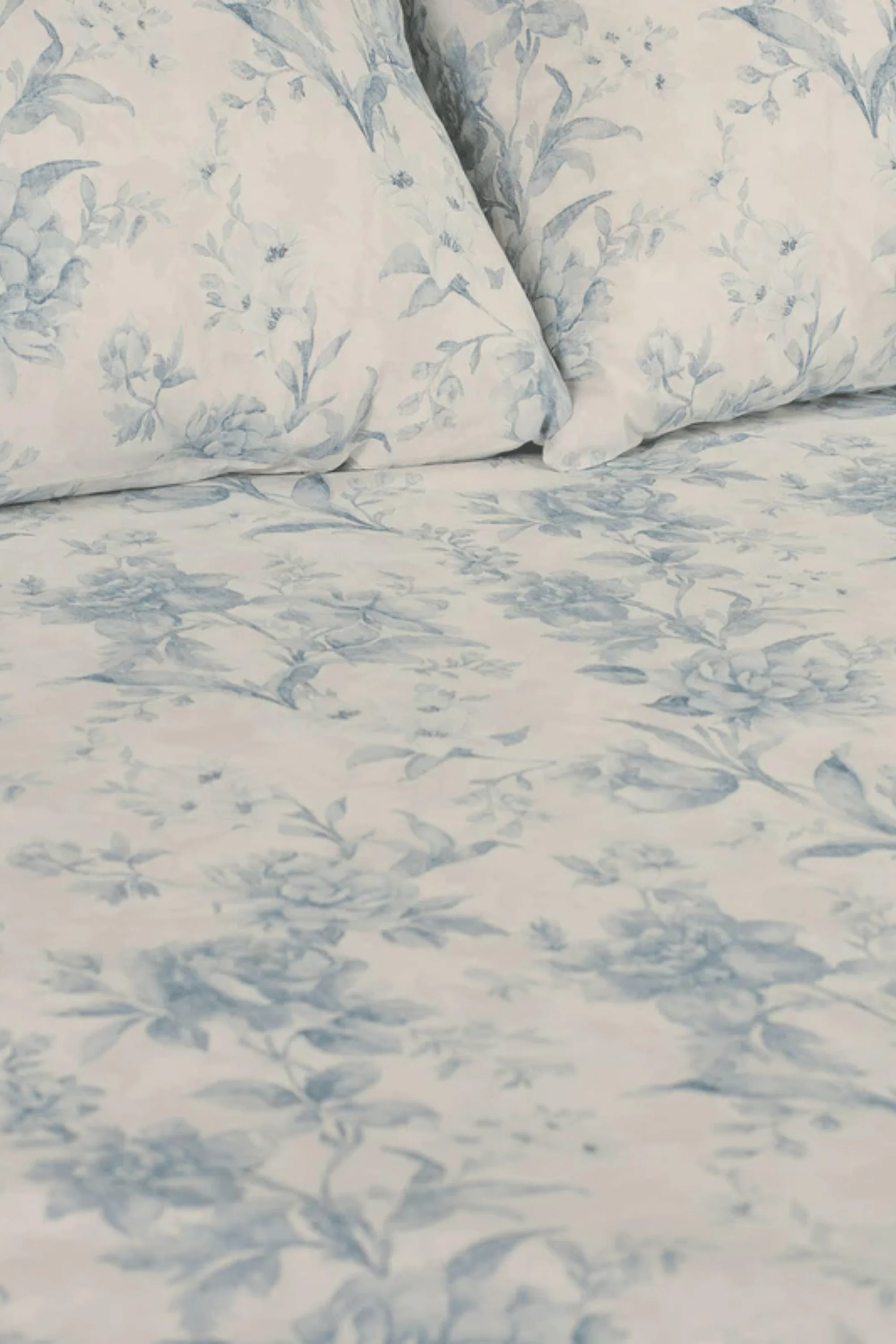 Skyfall Bed Sheet Set - Image 4