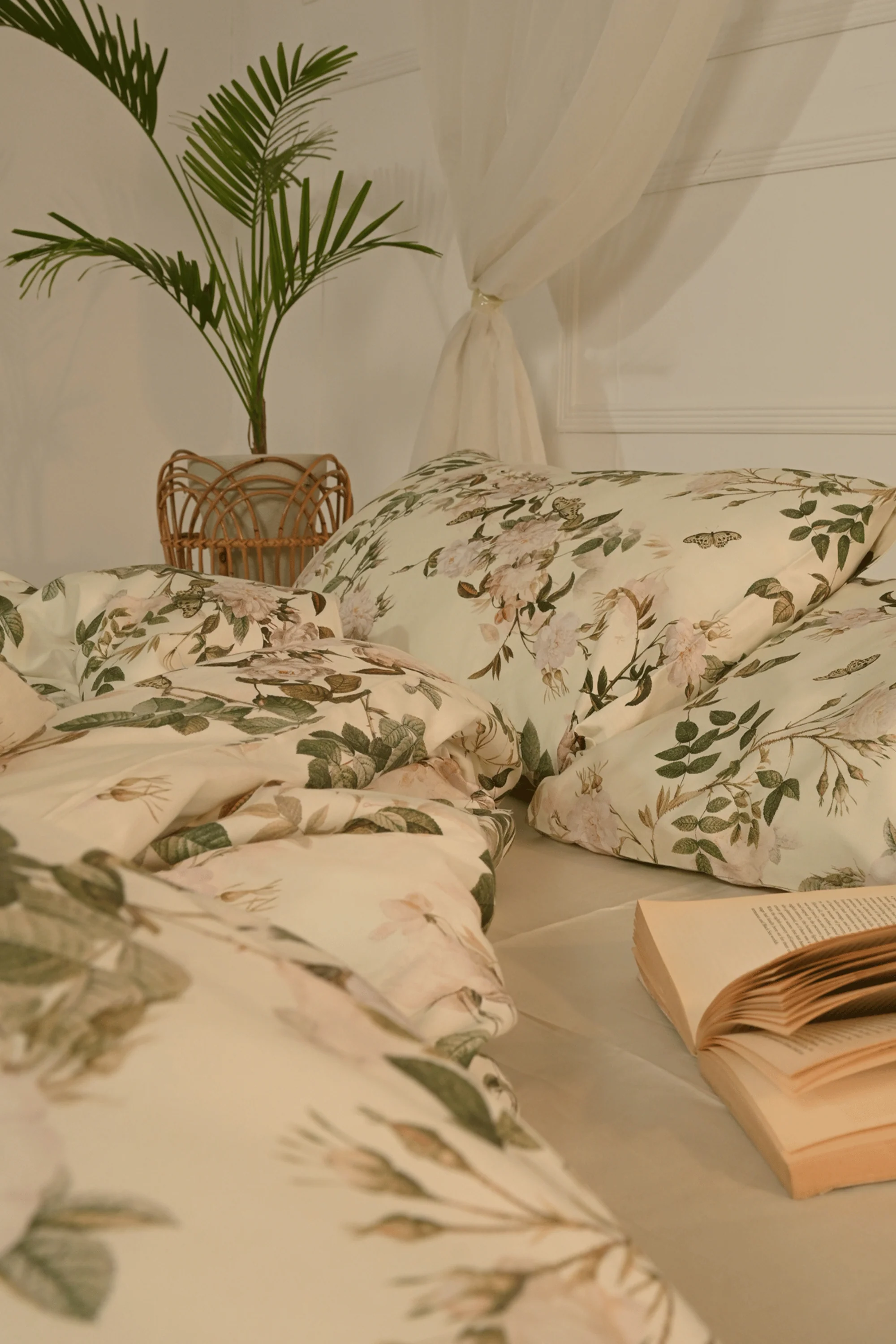 Verdant Bed Sheet Set - Luxe Edition - Image 4