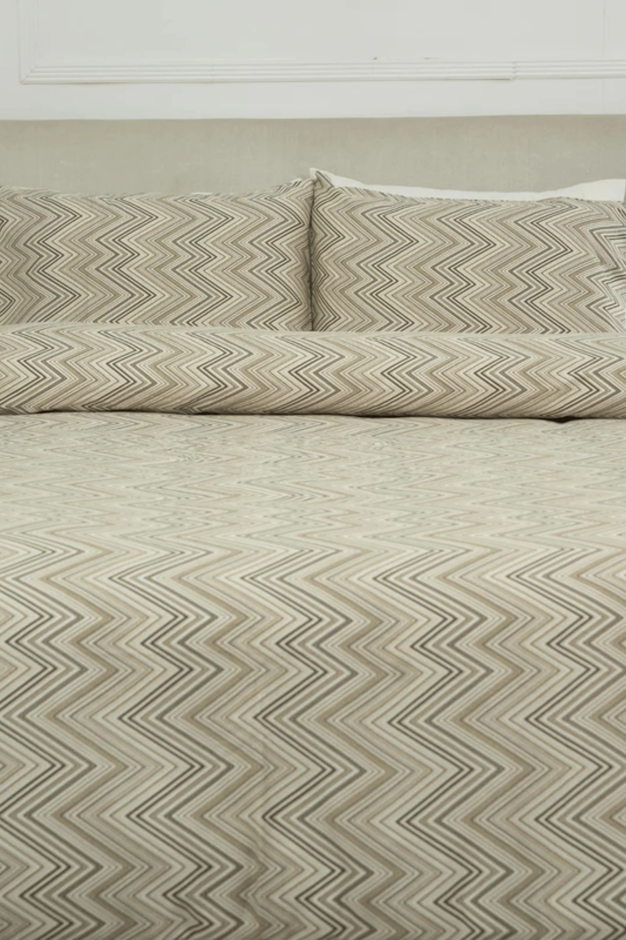 Zyra Duvet cover Set - Image 3